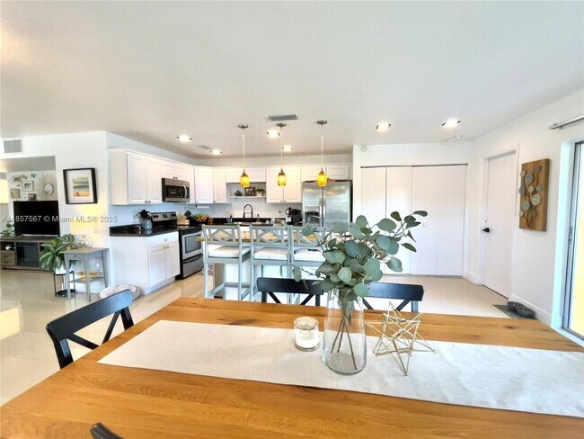 Foto del edificio - 13781 SW 84th St