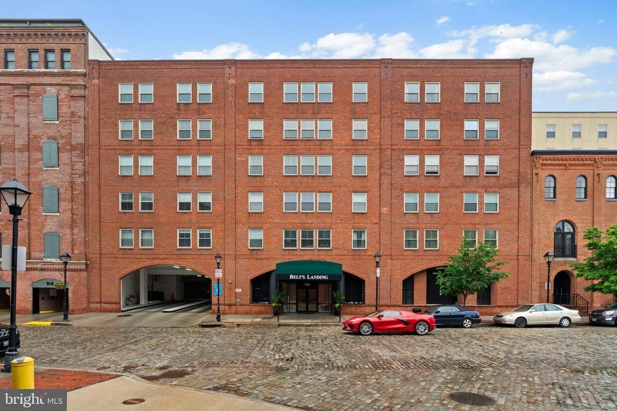 Primary Photo - 960 Fell St