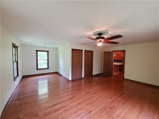 Building Photo - 1355 Hickory Flat Hwy