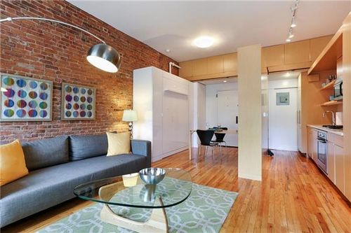 Building Photo - 421 W 22nd St