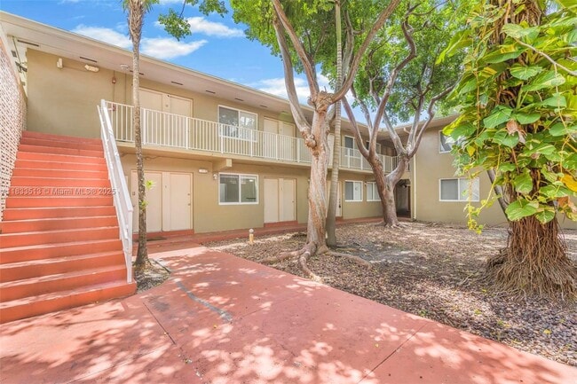 Building Photo - 6330 SW 79th St