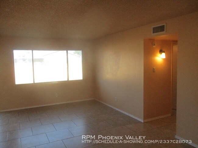 Foto del edificio - 14649 N 55th Ave