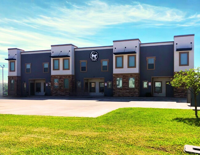 Foto del edificio - 305 S 25th St