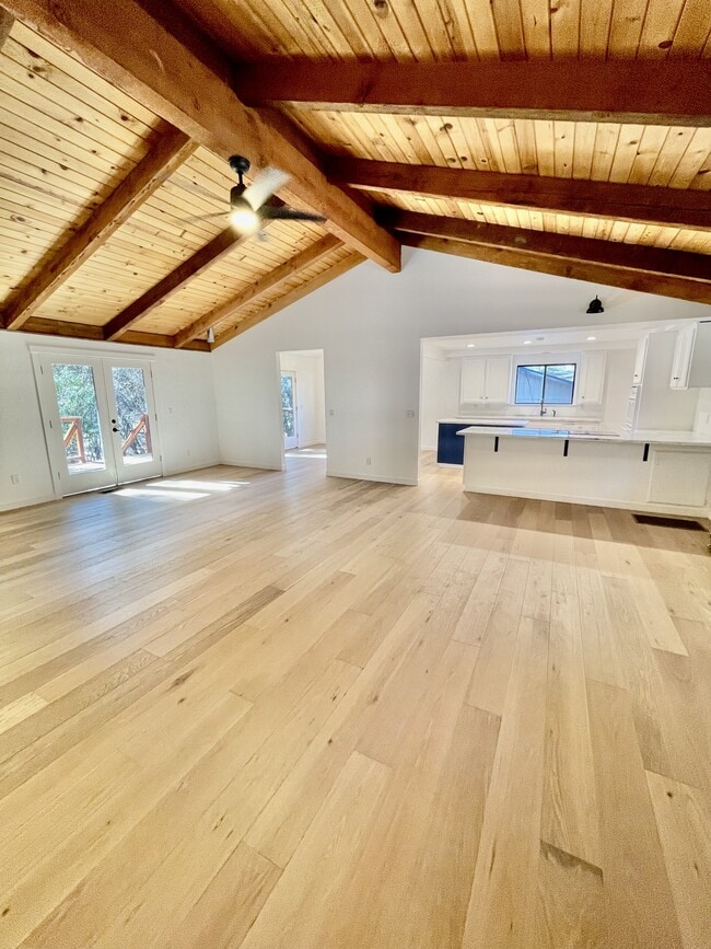 Foto del edificio - 17675 Foxtail Dr