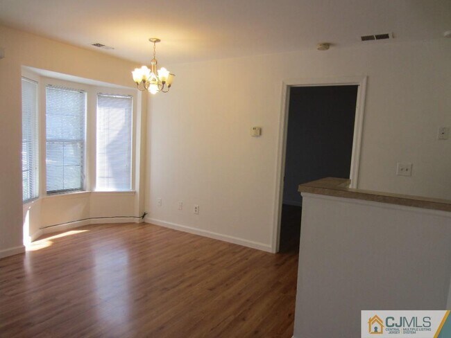 Building Photo - 46 Lear Ct