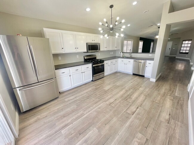 Building Photo - 3139 Pocatello Peak Way