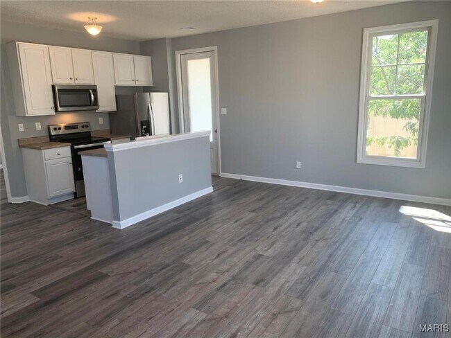 Foto del edificio - 3410 E Lime Kiln