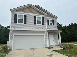 Building Photo - 1681 Velvet Ln SE