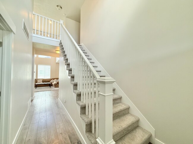 Foto del edificio - VERY Spacious house in Vineyard!