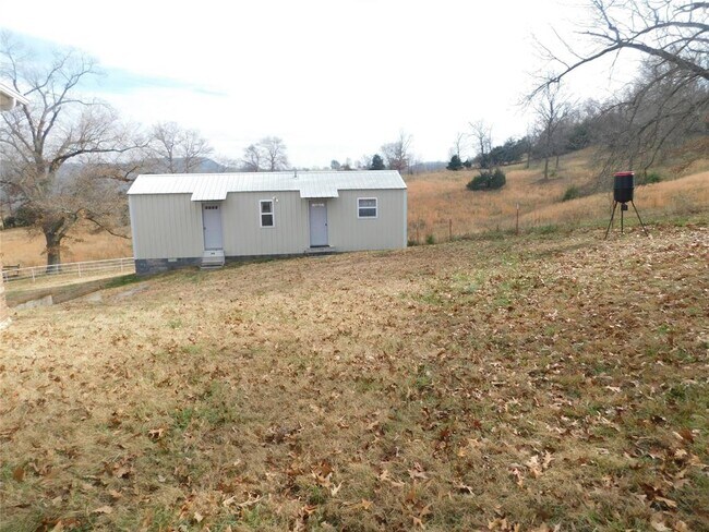 Foto del edificio - 1465 Country Rd