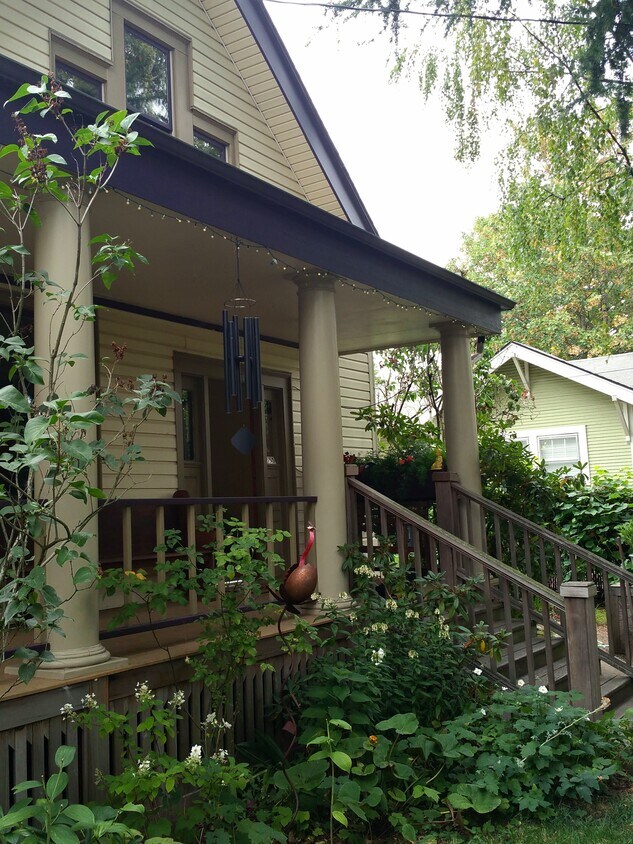 555 N Simpson St, Portland, OR 97217 Townhouse for Rent in Portland