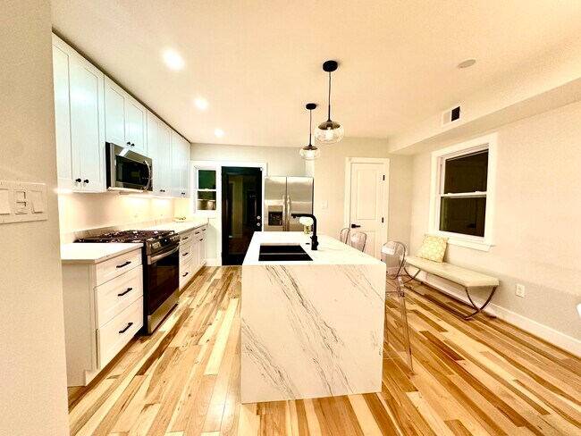 Foto del edificio - 2214 Irving St SE