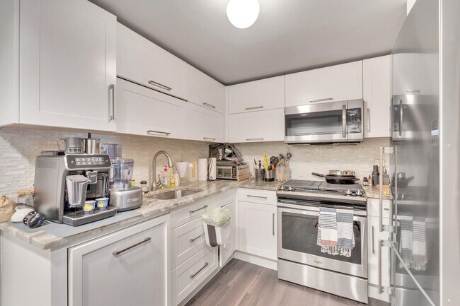 Building Photo - 109 Willow Ter