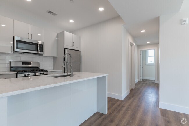 Picture of Columbia Point Apartments for Rent with High Ceilings - Dorchester, MA ...