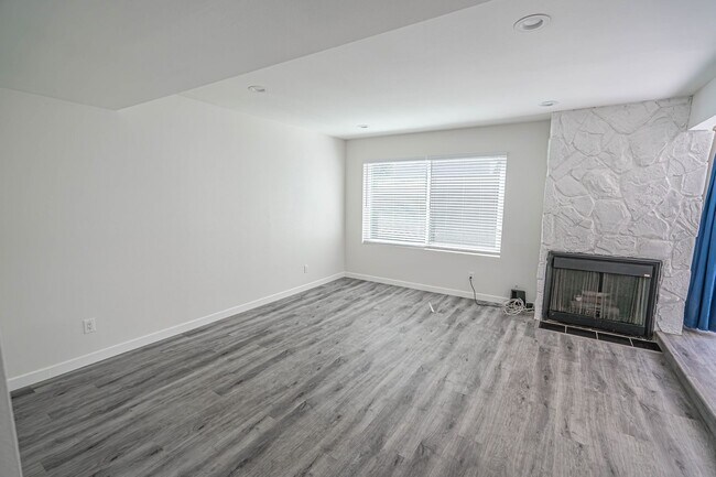 Foto del edificio - 9025 Willis Ave