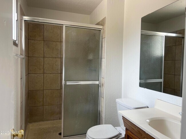 Foto del edificio - 13433 N 16th Ave