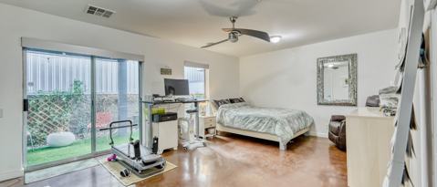 Foto del edificio - 1158 E Carson Ave