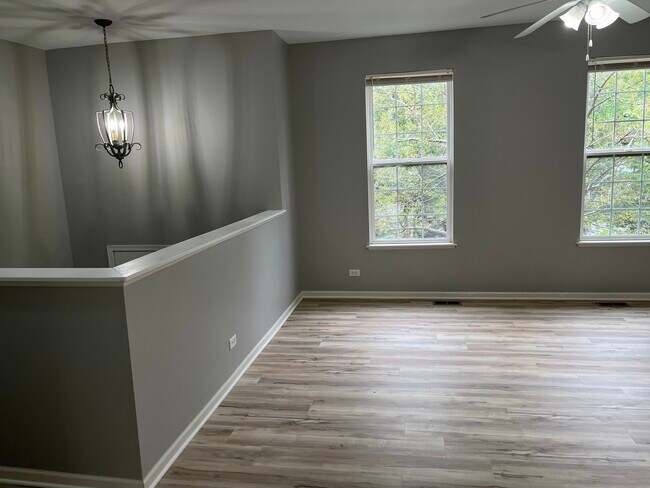 Building Photo - 117 Willey St