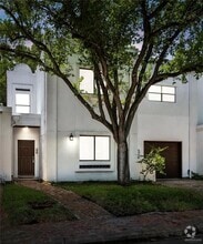 Building Photo - 113 W Tearose Ave