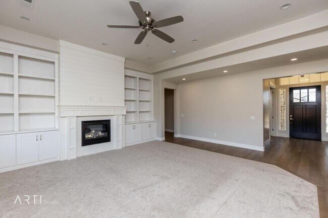 Building Photo - Fantastic 4-Bedroom Home in Little Valley ...