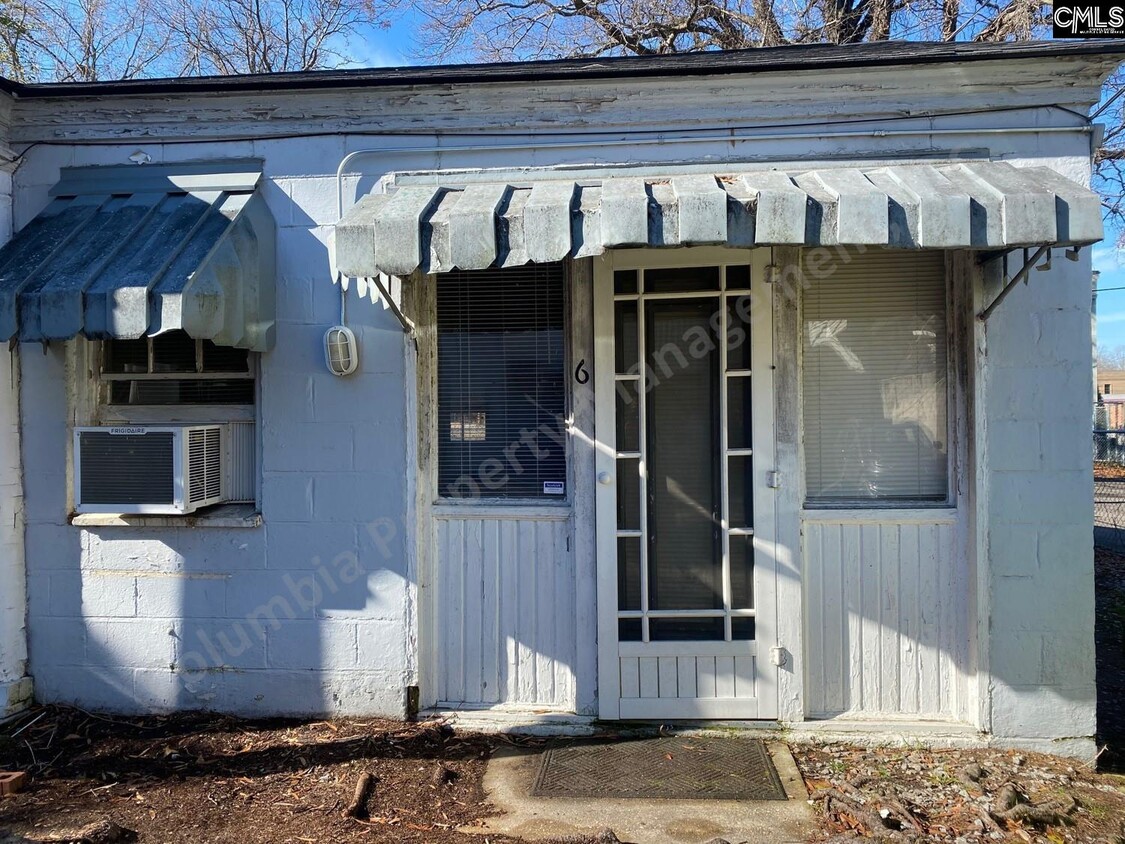 Primary Photo - 1817 Marion St