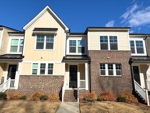 Building Photo - 120 Glencoe Ln