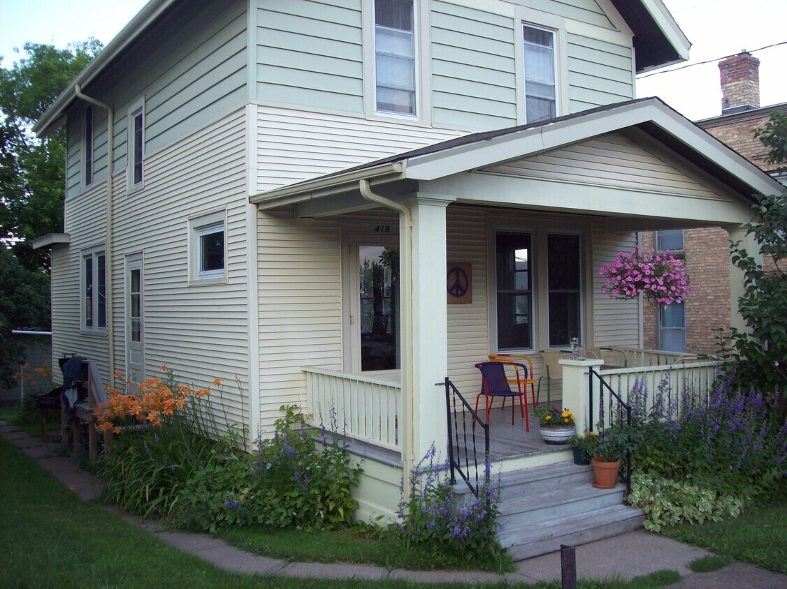 418 N 8th Ave E, Duluth, MN 55805 House Rental in Duluth, MN