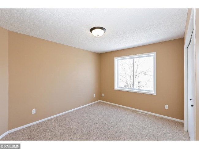Building Photo - 1237 Willow Trail