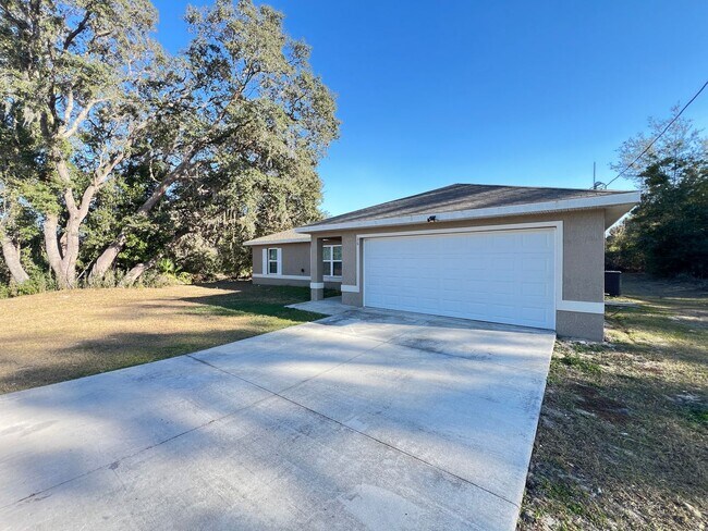Foto del edificio - Beautiful 3 BD/2BA Home in Ocala!