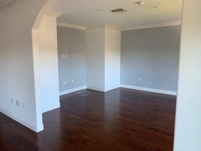 Foto del edificio - 4411 Wortser Ave