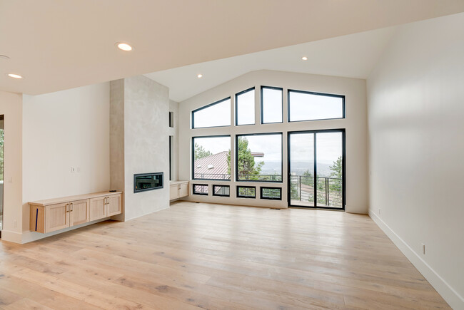 Living Room - 2882 NW Skyline Blvd