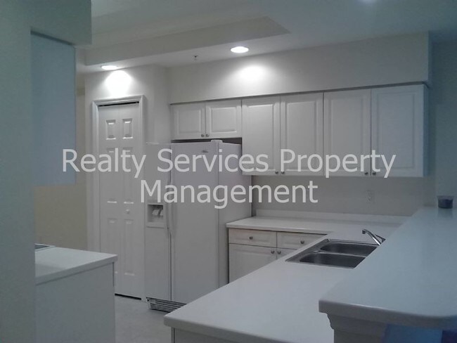 Building Photo - 1793 Four Mile Cove Pky