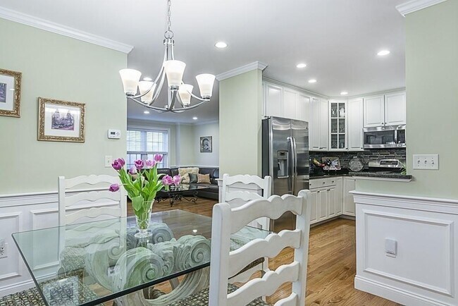 Foto del edificio - 6 Robinson Rd