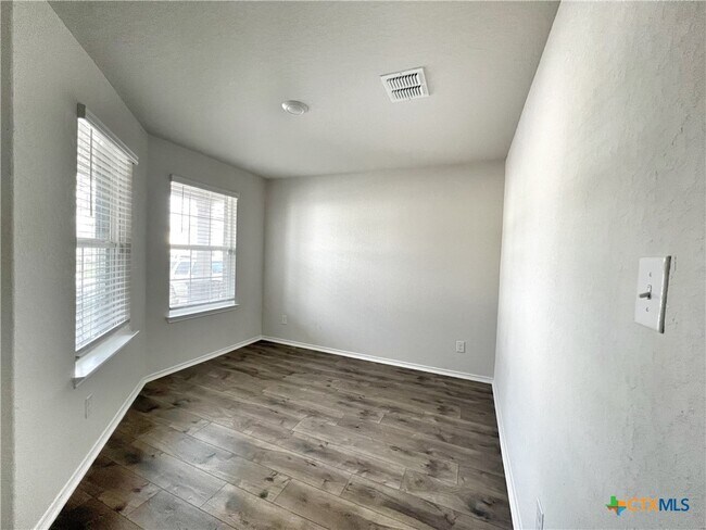 Building Photo - 29529 Spring Copper