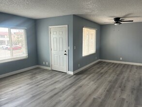 Building Photo - 6240 Bellota Dr