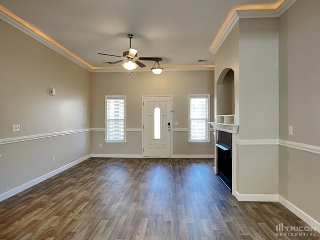 Building Photo - 801 Alley Ridge Dr