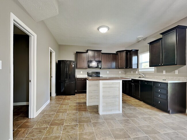 Building Photo - 10028 Jenna Ln