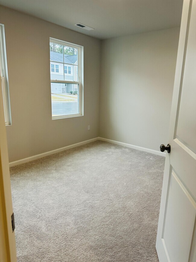 Building Photo - 169 Ivy Vine Wy