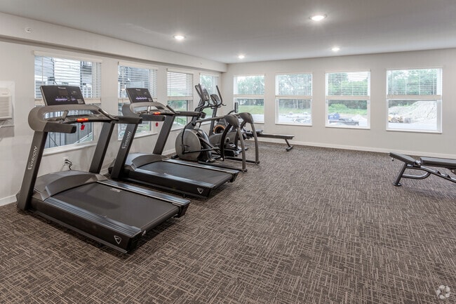 Fitness Center - Lakeland Apartments