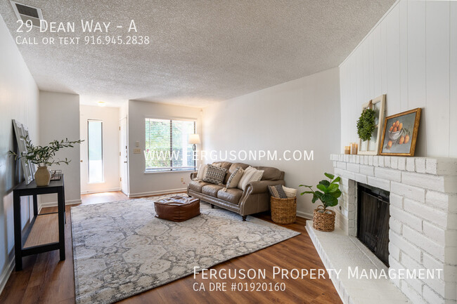 Building Photo - Recently Renovated Duplex in Folsom