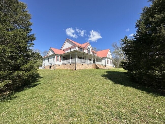 Foto del edificio - 772 Salmon Branch Rd