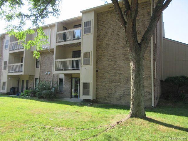 Primary Photo - 30535 W 14 Mile Rd
