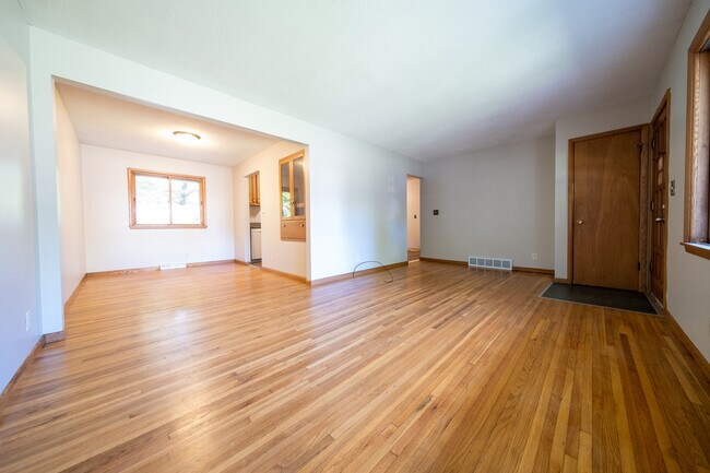 Foto del edificio - 10606 Yosemite Rd