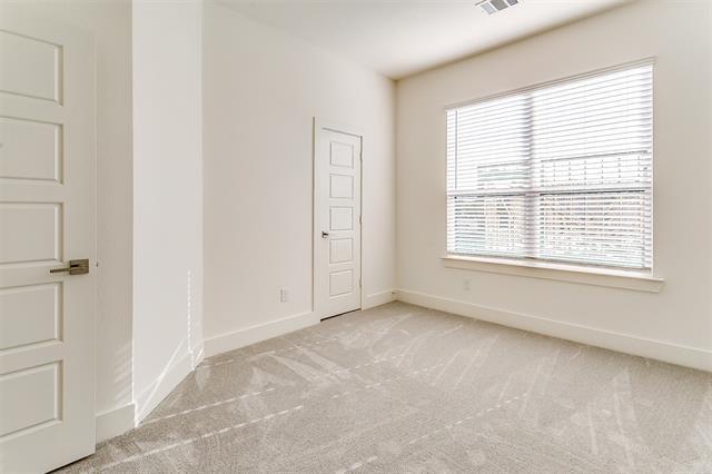 Foto del edificio - 2809 Stanley Ave