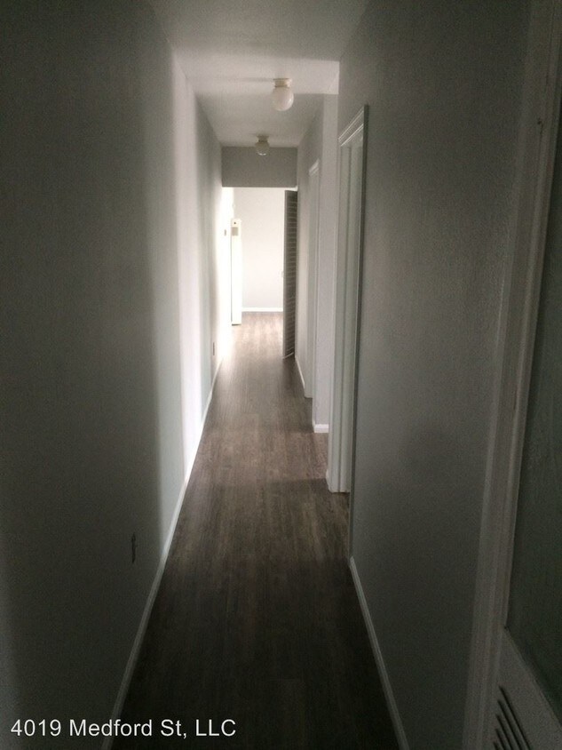 Primary Photo - 705-713 Rosecrans Ave