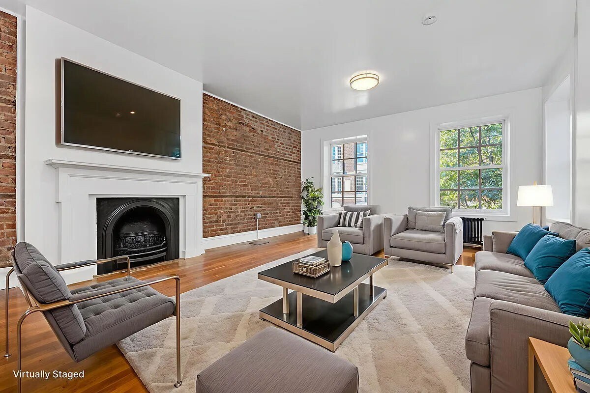 Foto principal - 28 W 11th St