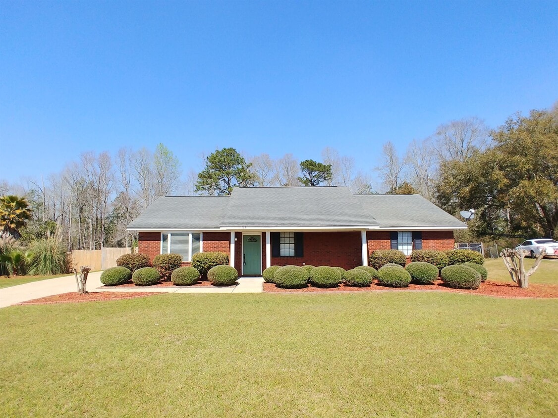 146 Woodstone Cir, Albany, GA 31701 House Rental in Albany, GA