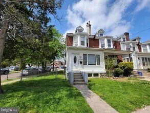 Building Photo - 5440 Ridge Ave