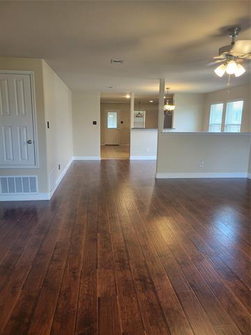 Foto del edificio - 16309 Severn Ln