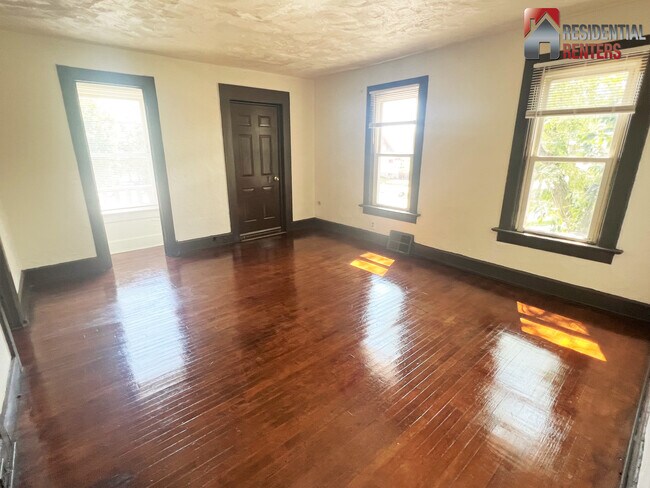 Foto del edificio - 3005 N 1st St